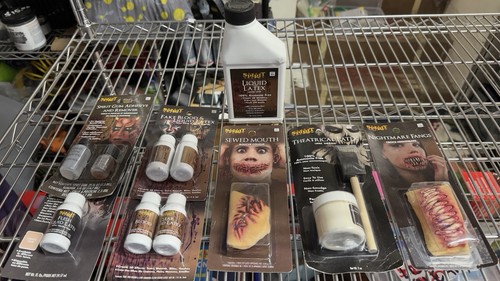 Face wounds nightmare fangs - face,